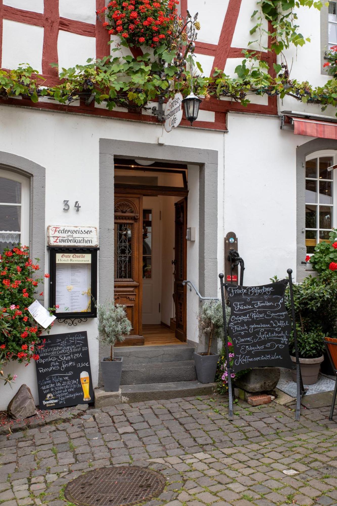 Hotel Gute Quelle 3*